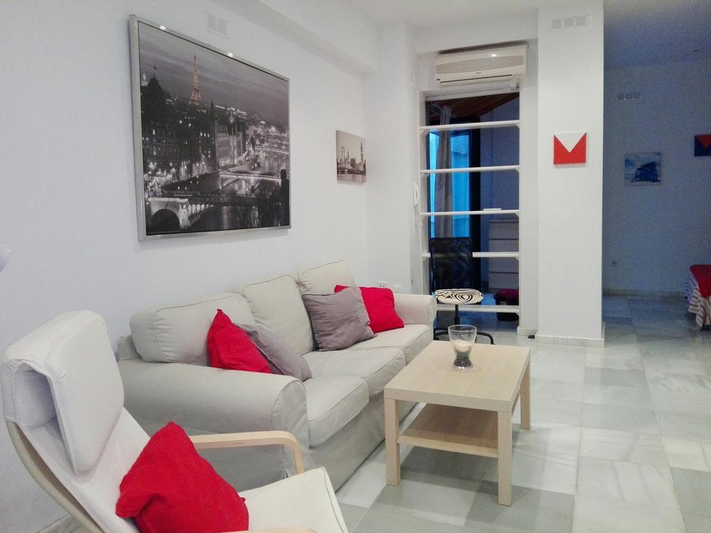 Centrico Apartamento Con Patio Privado Σεβίλλη Εξωτερικό φωτογραφία