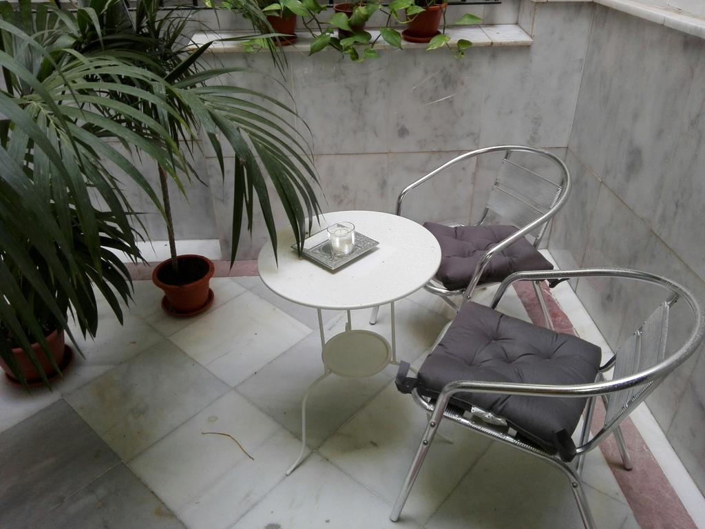 Centrico Apartamento Con Patio Privado Σεβίλλη Εξωτερικό φωτογραφία